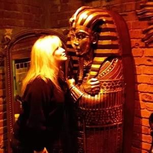 Meet your Posher, Natasha